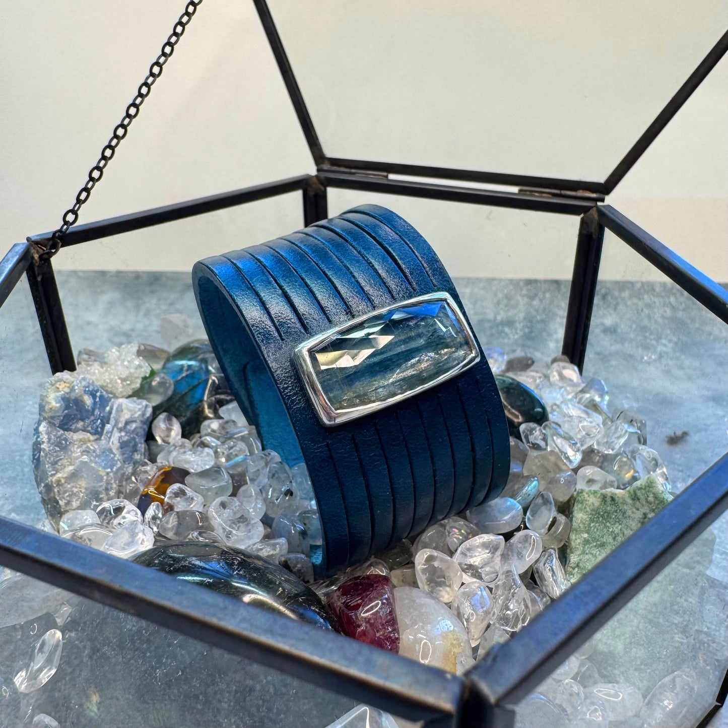 Snap Bracelet w/ Kyanite