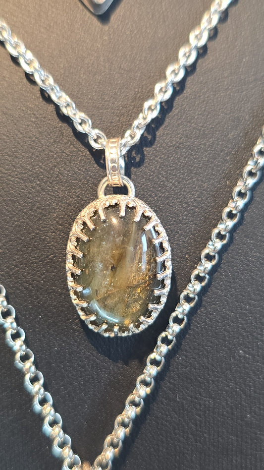 Sterling Oval Labradorite Pendant