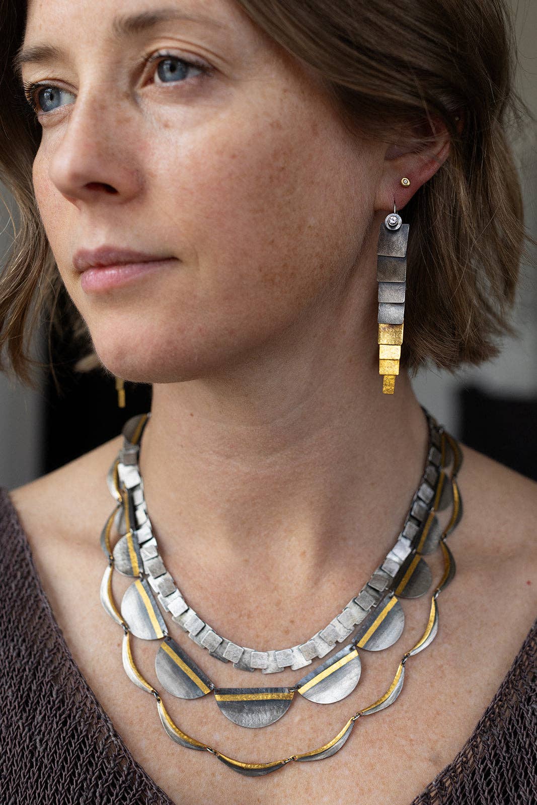 Slim Pivot Earring: Black spinel