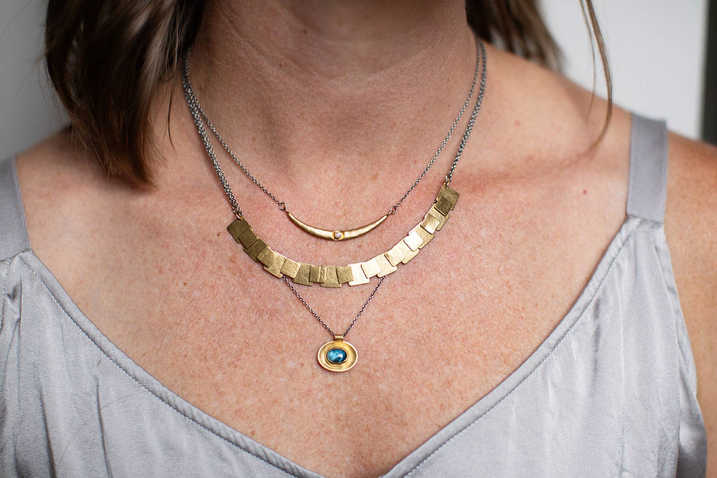 Textured Petite Arc Necklace