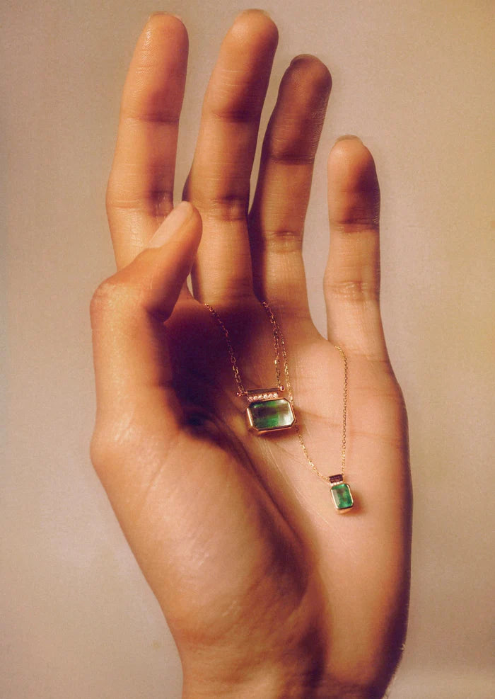 Stardust Necklace in Emerald 14K