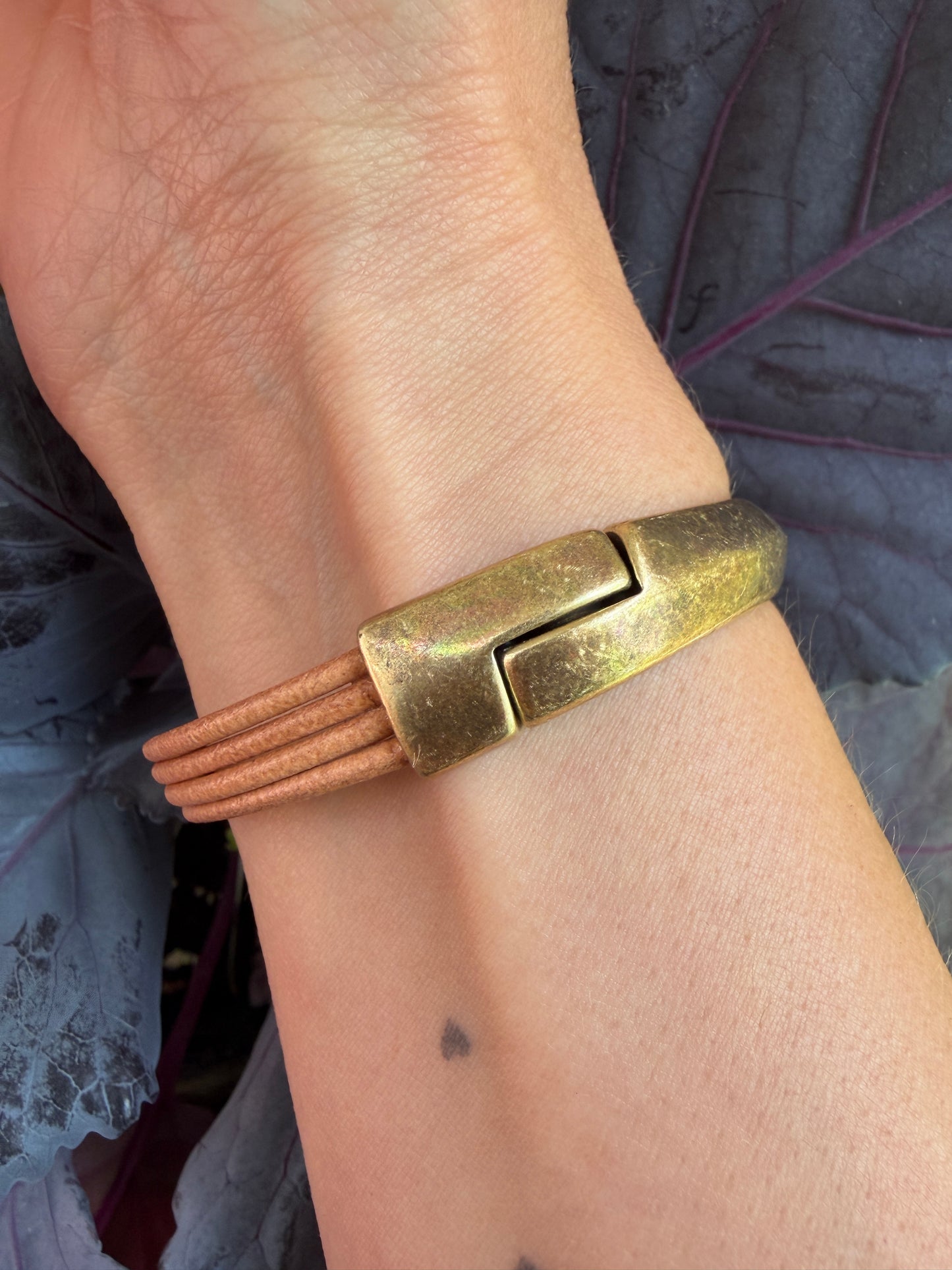 Hand Stitched White Pearl, Natural Zircon and Leather Magnetic Brass Bracelet
