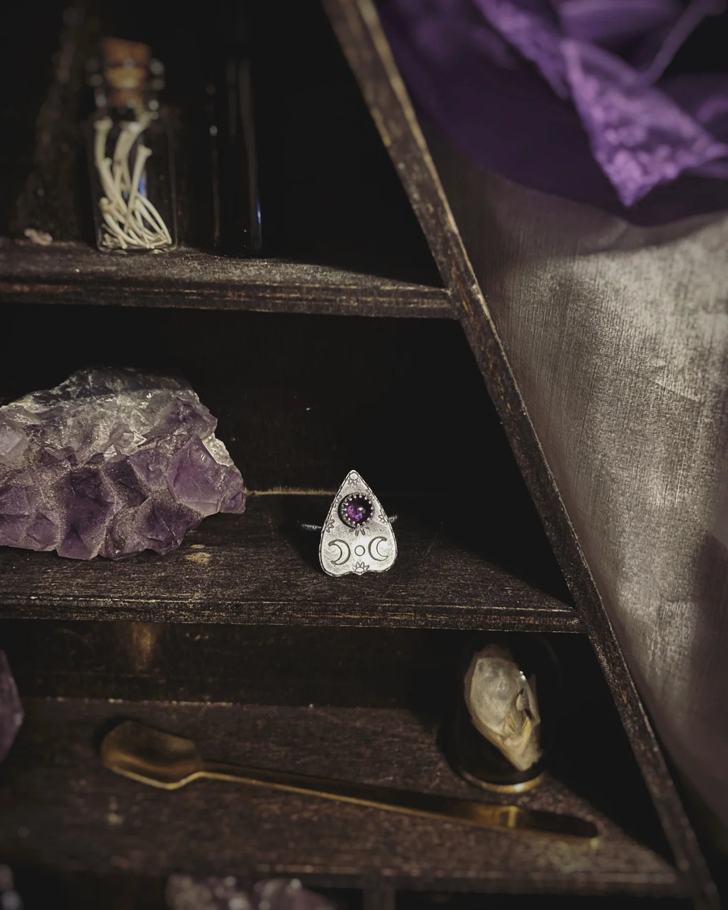 Planchette Ring With Amethyst