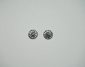 Small sterling silver ridge circle post stud earring with faceted pyrite