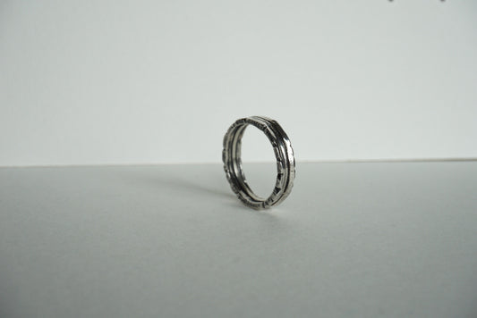 Sterling silver ring with texture on all sides size 6.5