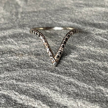 Load image into Gallery viewer, “Peak” Deep “V” studded ring in White Gold