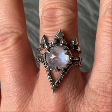 Load image into Gallery viewer, “Peak” Deep “V” studded ring in White Gold