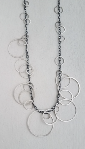 Medium Circle Bunches Necklace