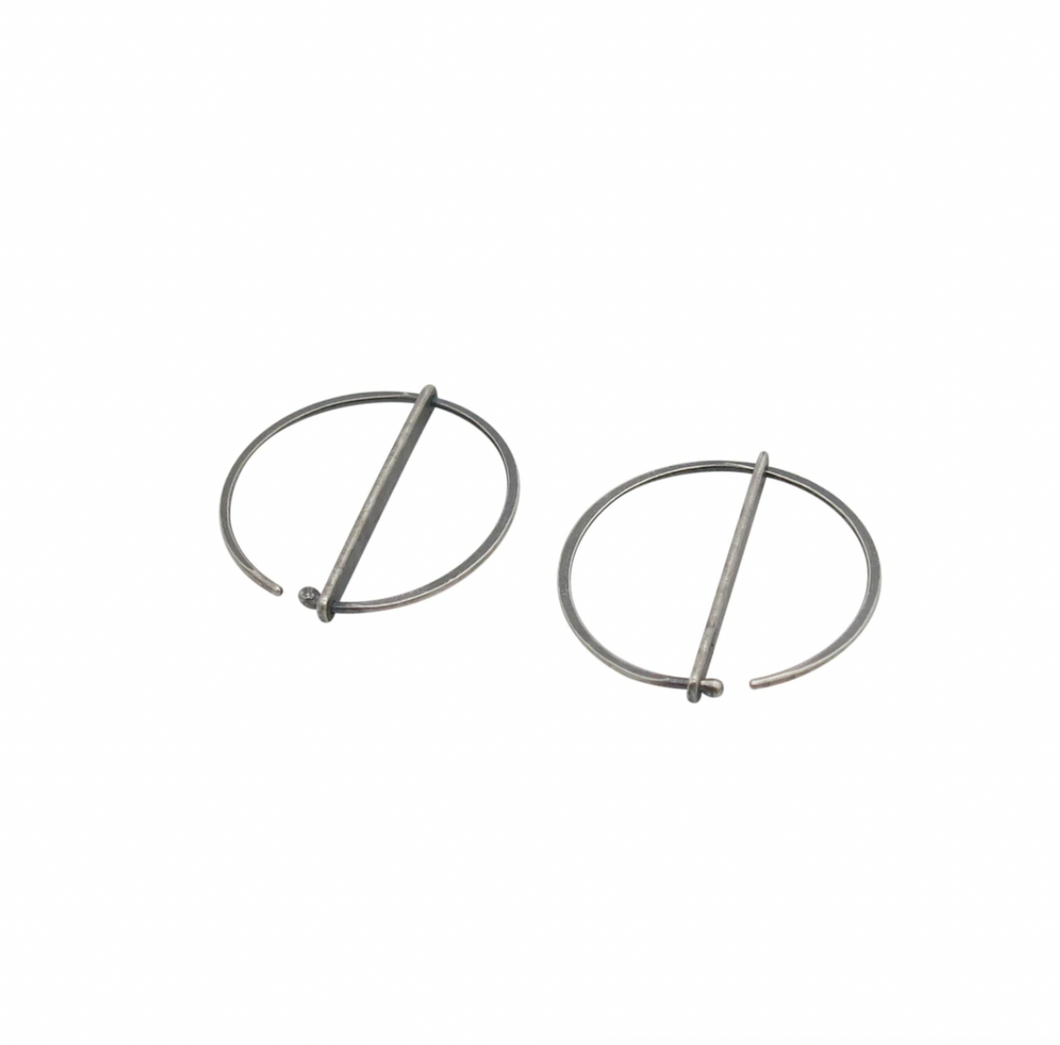 Equilibrium Hoops