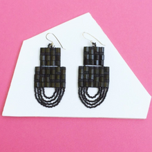 Load image into Gallery viewer, Saunter Earrings
