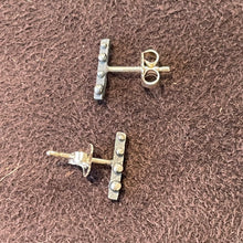 Load image into Gallery viewer, Bumpy Bar Post Earrings