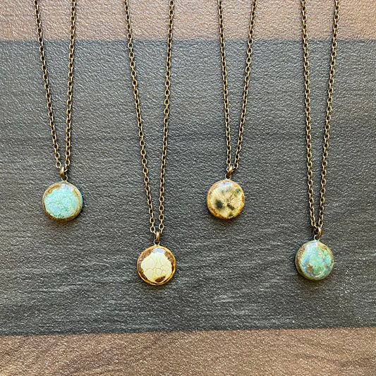 Small circle necklace