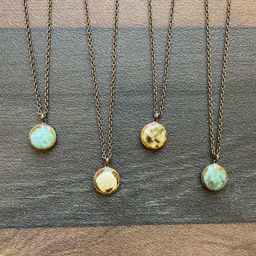 Small circle necklace