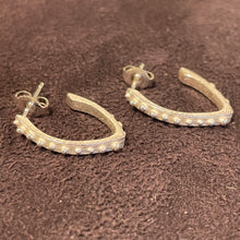 Load image into Gallery viewer, Bumpy Hoop Thin Earring