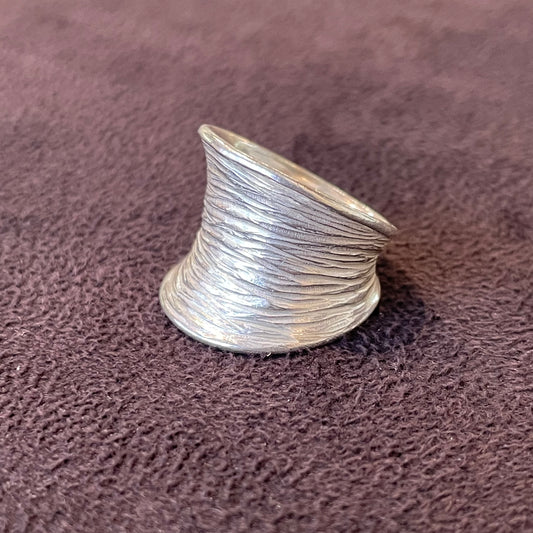 Dig V Taper Ring
