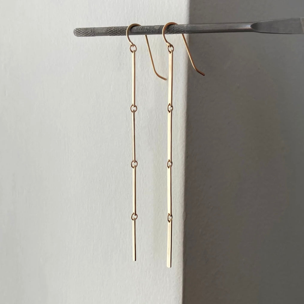 Hammered Bar Shoulder Dusters