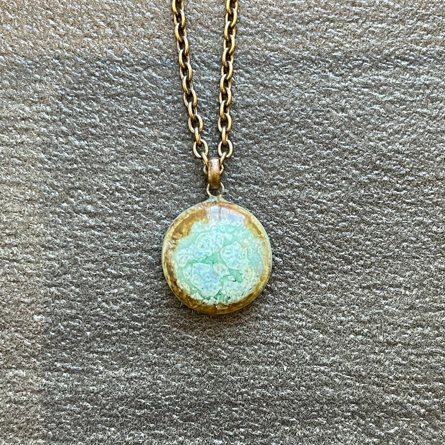 Small circle necklace