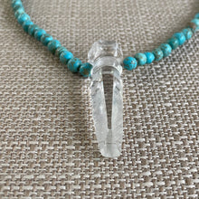 Load image into Gallery viewer, Carved Crystal and Turquoise beads Necklace