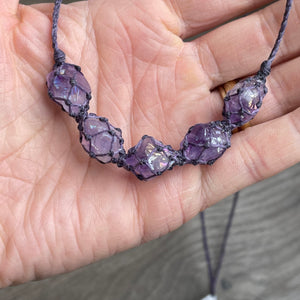 Netted Lavender Aura Necklace