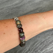 Load image into Gallery viewer, Labradorite and stamped Silver tube bracelet