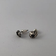 Load image into Gallery viewer, Barnacle Stud Earrings