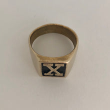 Load image into Gallery viewer, Traditional “X” Signet Ring